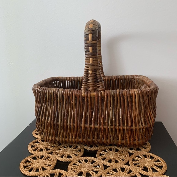 Vintage Rectangular Sturdy Wicker Woven Basket - Picture 10 of 10